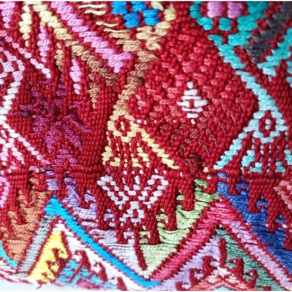 Woven Multicolor Guatemalan Boho Crossbody Zipper Pockets - Picture 9 of 9